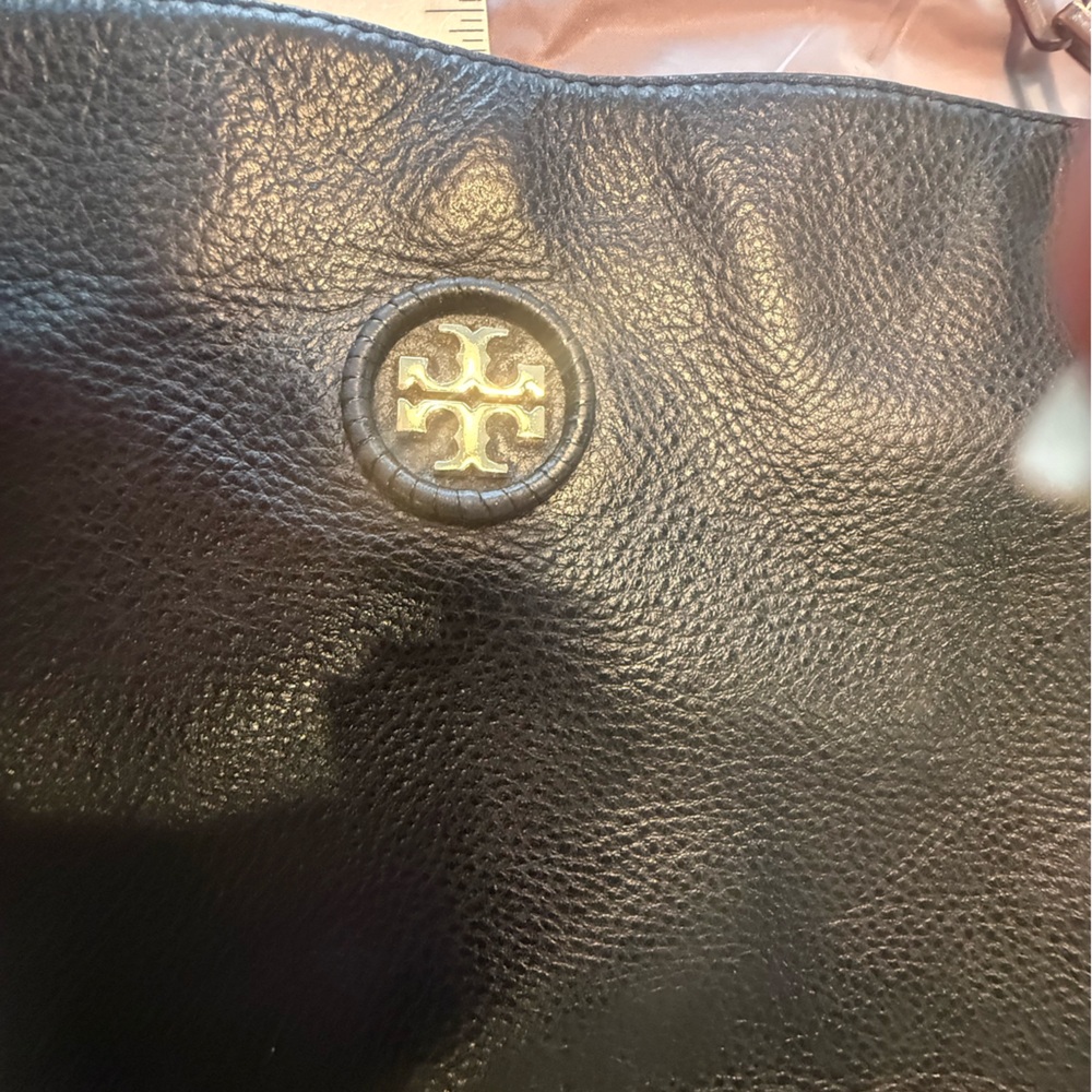 Tory Burch Black Pebbled Leather Gold Chain Convertible Shoulder/Crossbody Bag - Picture 5 of 12